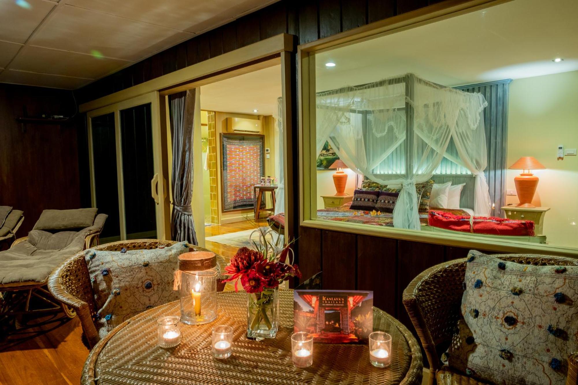 Kanlaya'S Eyrie, Luxury Homestay Pang Mapha Buitenkant foto