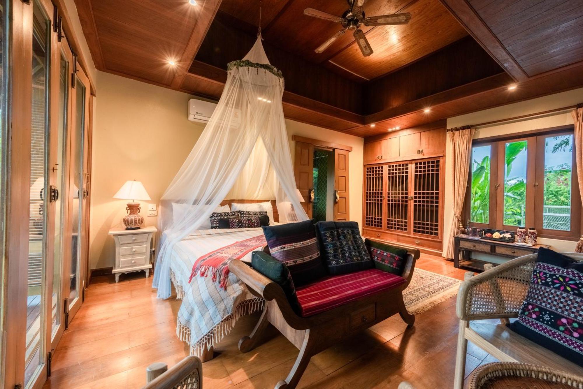 Kanlaya'S Eyrie, Luxury Homestay Pang Mapha Buitenkant foto