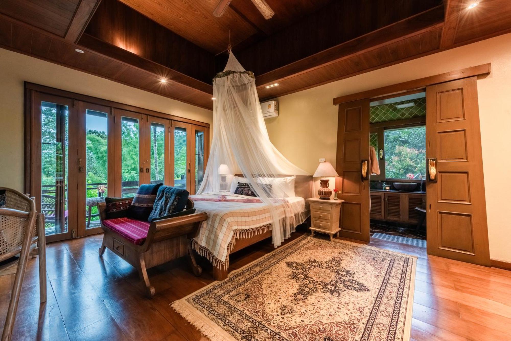 Kanlaya'S Eyrie, Luxury Homestay Pang Mapha Buitenkant foto