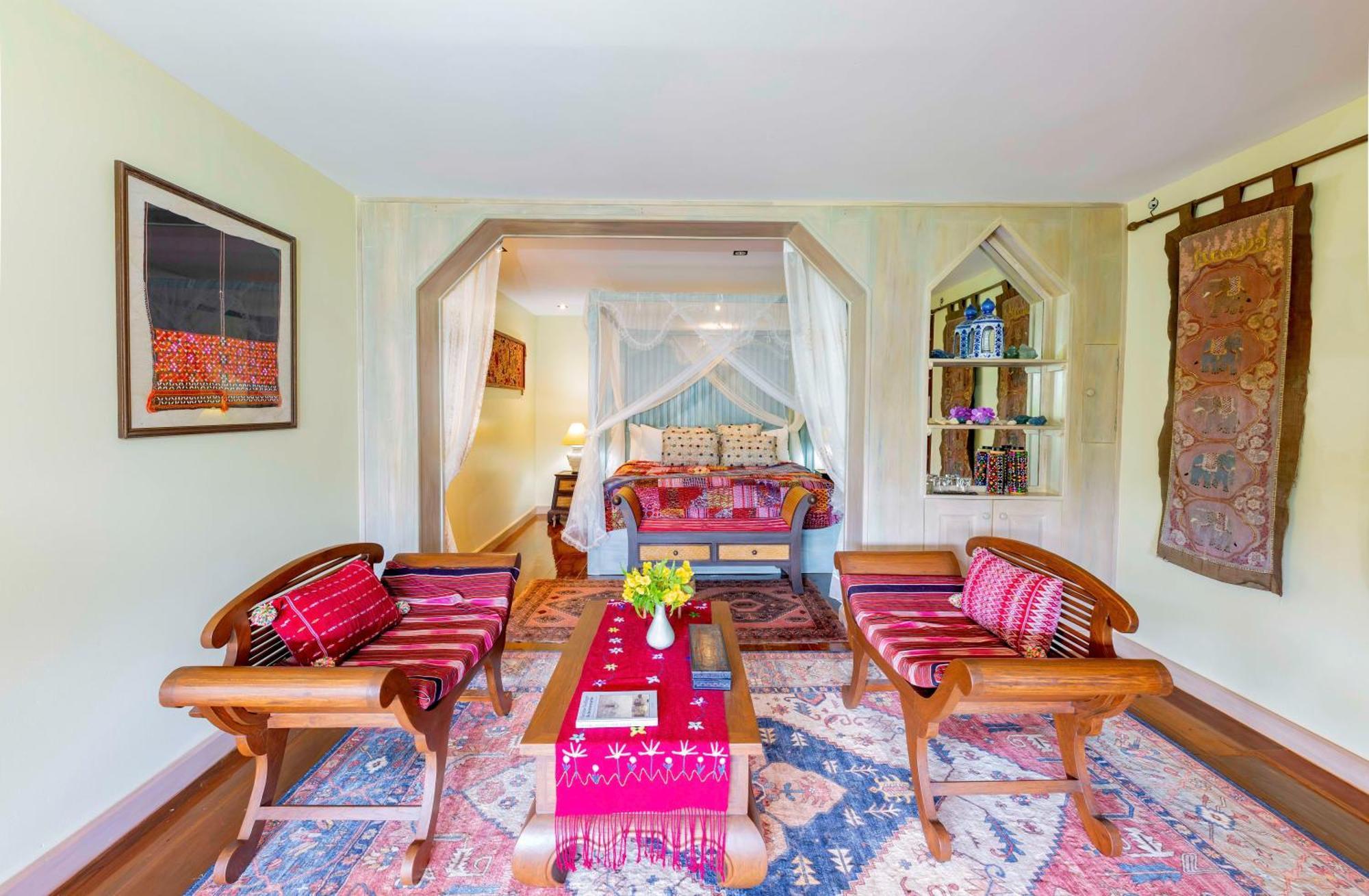 Kanlaya'S Eyrie, Luxury Homestay Pang Mapha Buitenkant foto