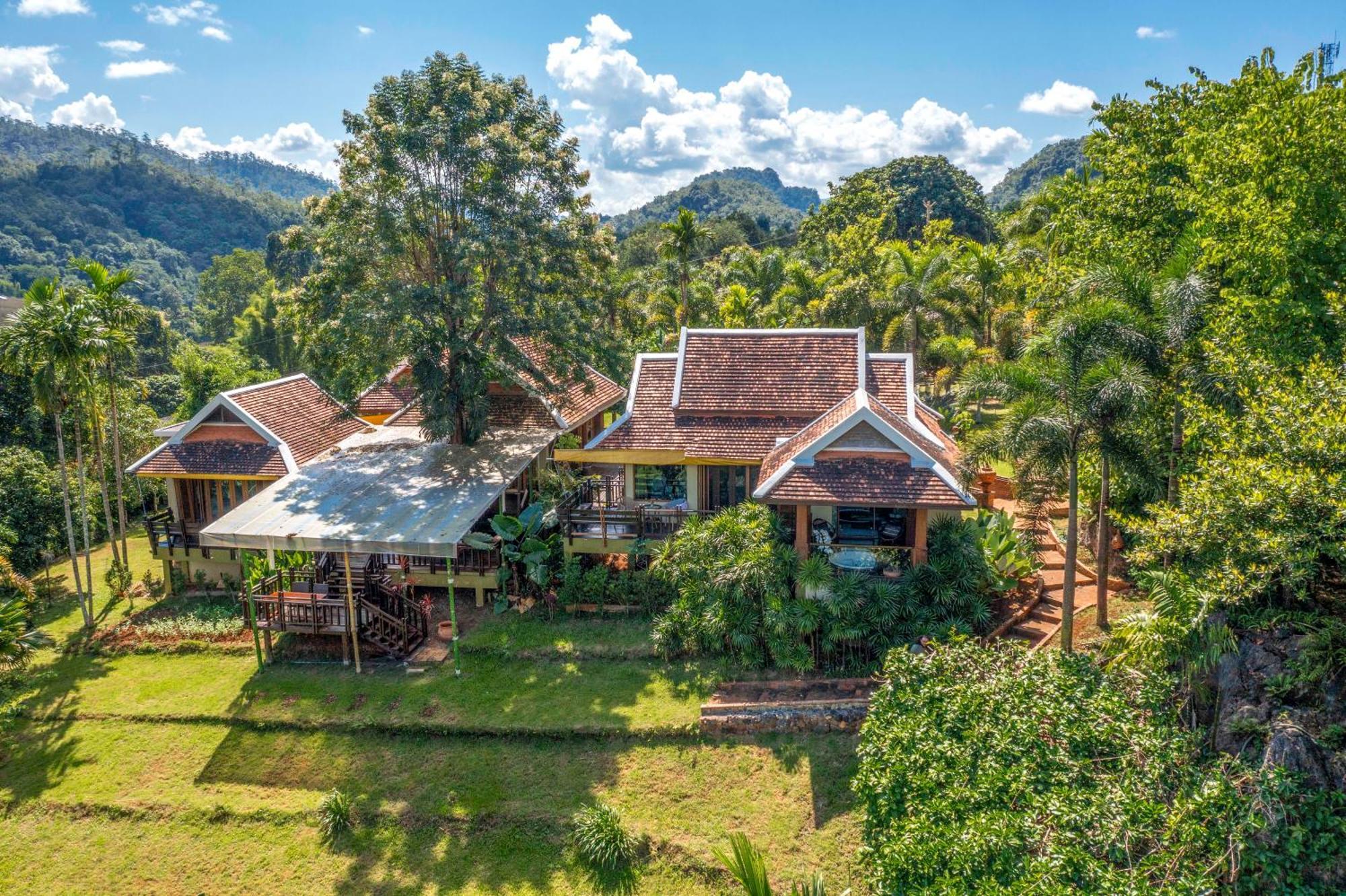 Kanlaya'S Eyrie, Luxury Homestay Pang Mapha Buitenkant foto